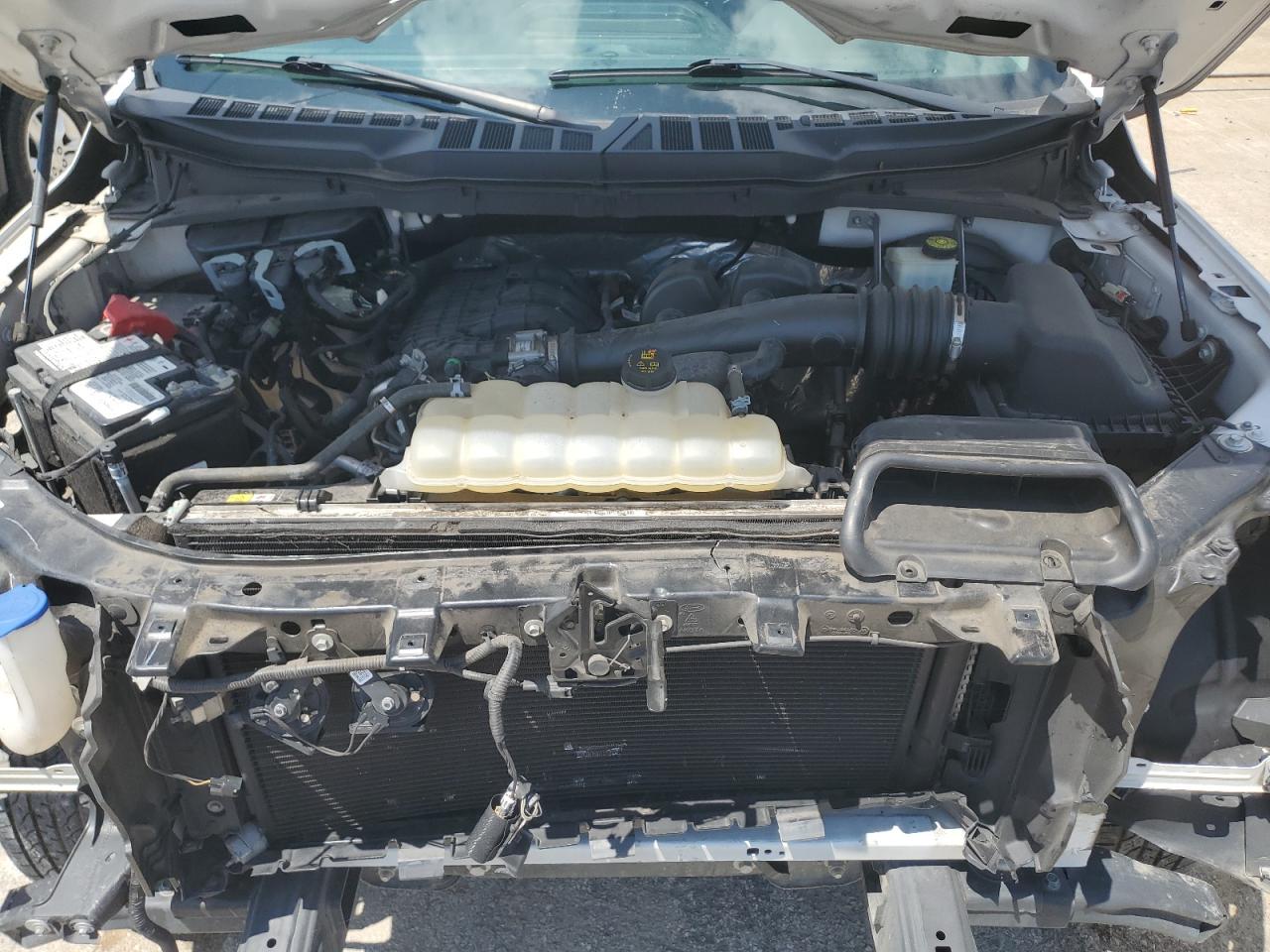 FORD F-150 SUPER CAB