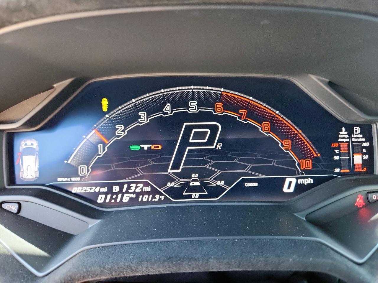 LAMBORGHINI HURACAN STO