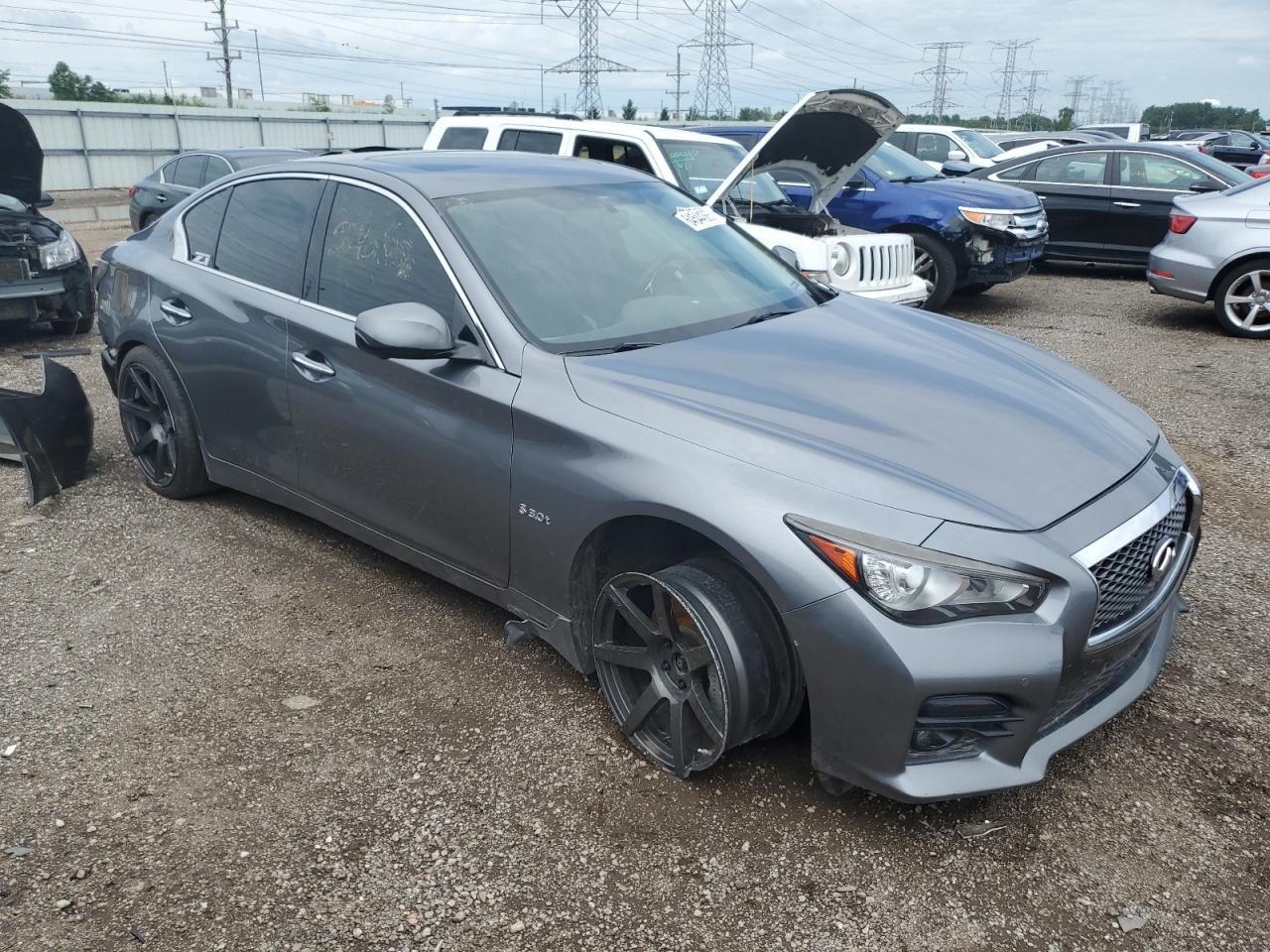INFINITI Q50 RED SPORT 400