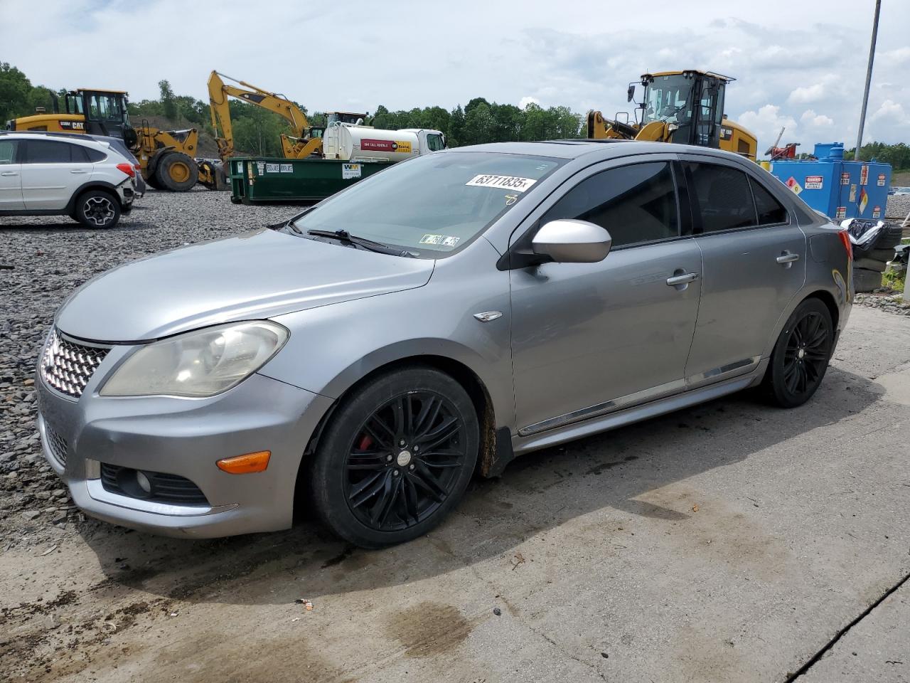 SUZUKI KIZASHI SPORT SLS