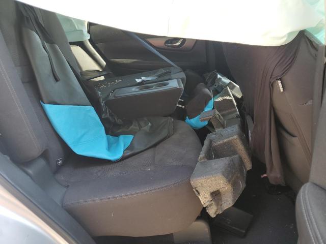 2016 NISSAN ROGUE S KNMAT2MV1GP658246