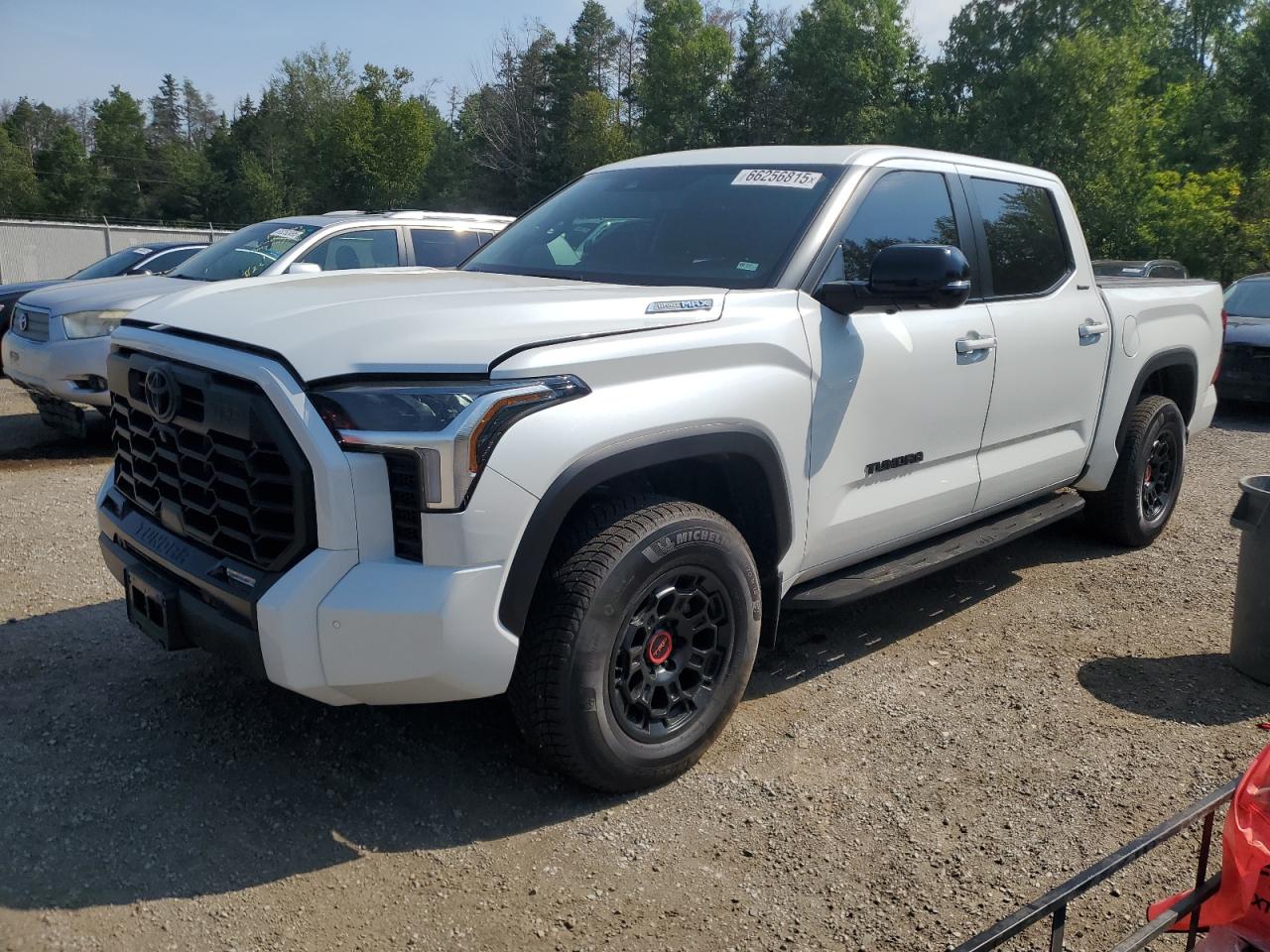 TOYOTA TUNDRA CREWMAX LIMITED