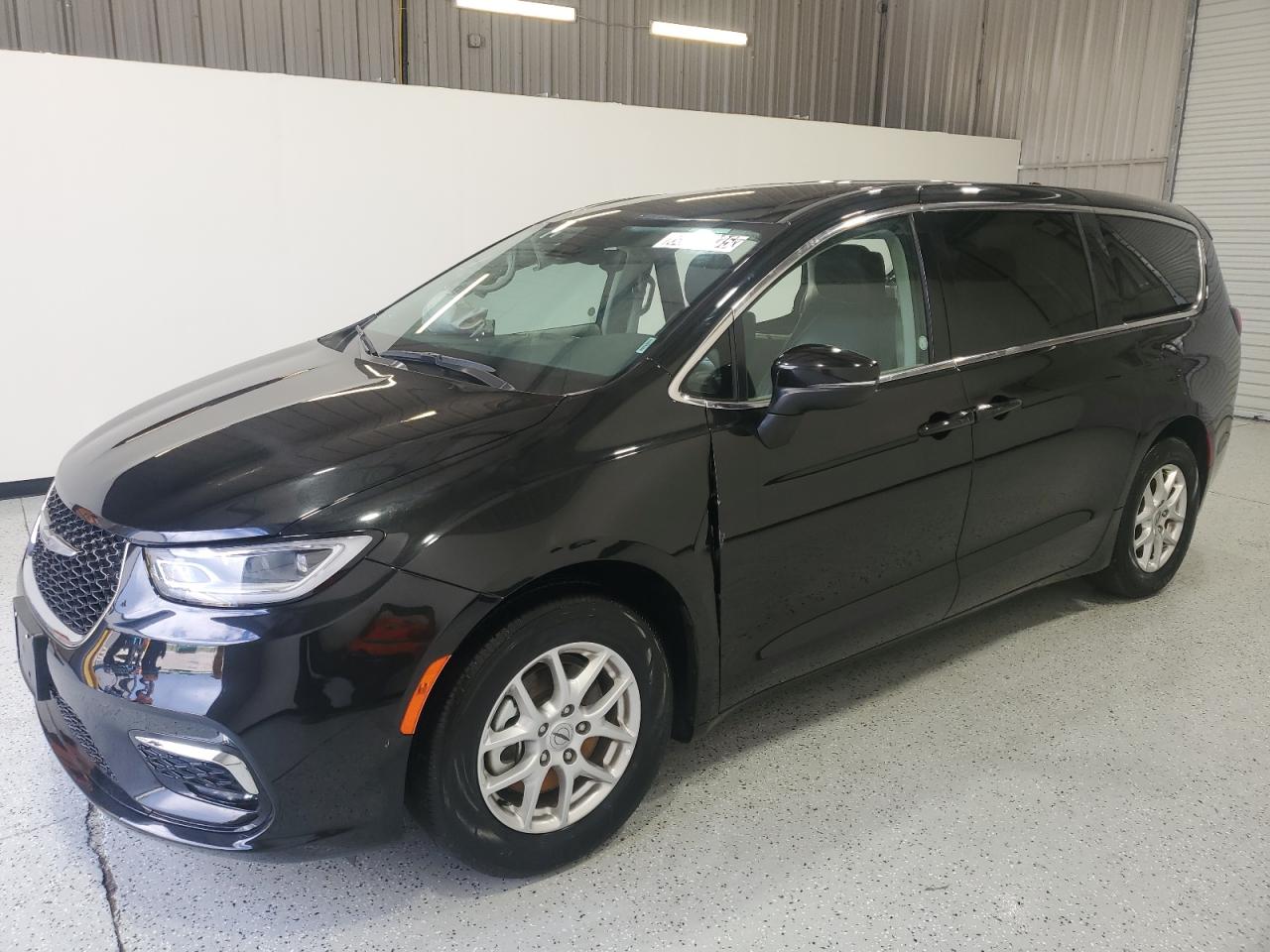 CHRYSLER PACIFICA TOURING L