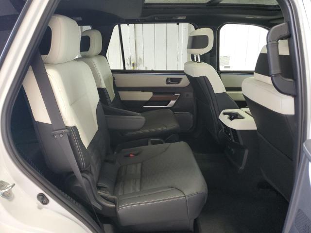 2024 TOYOTA SEQUOIA SR - 7SVAAABAXRX036172