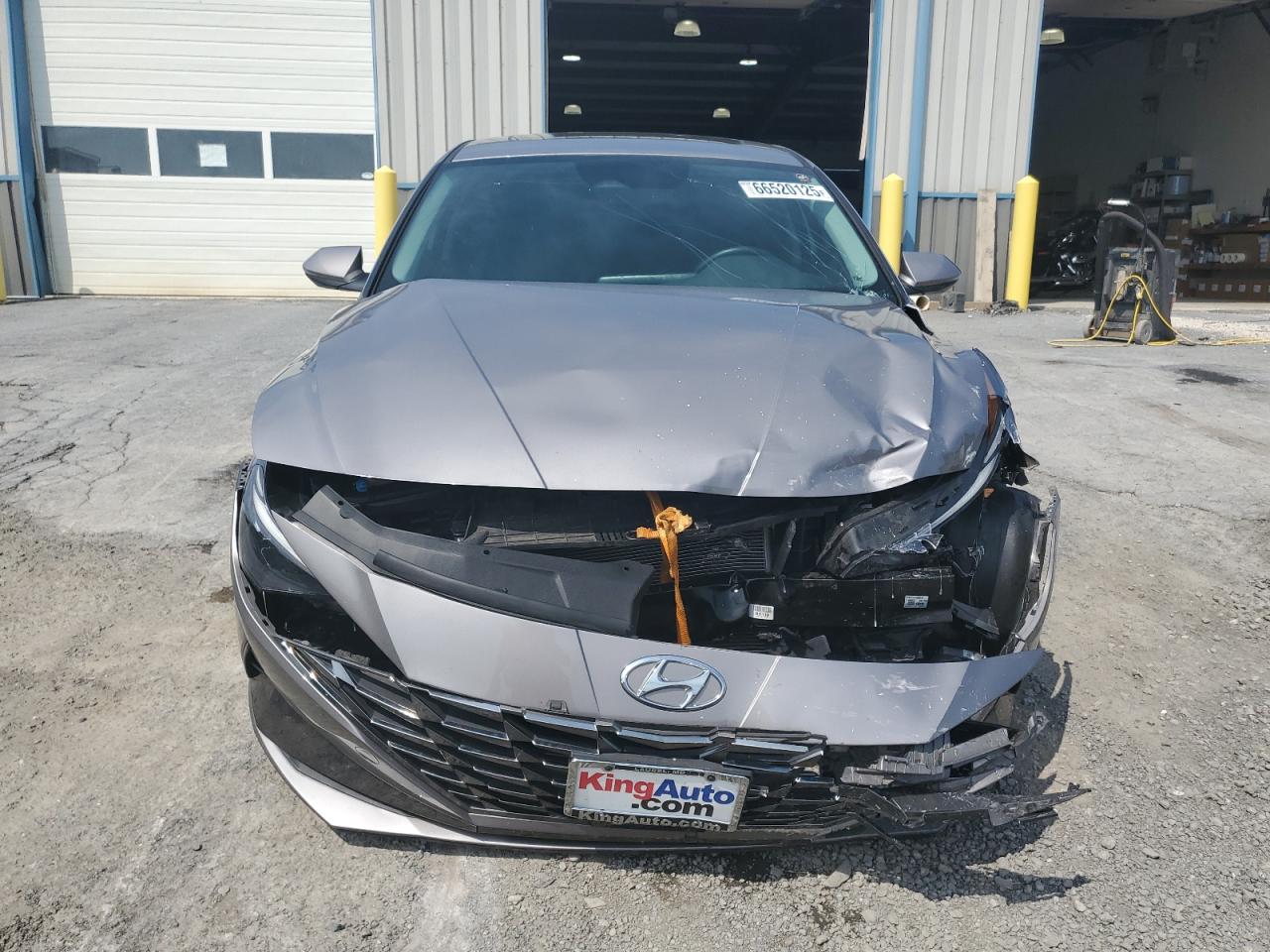 HYUNDAI ELANTRA LIMITED