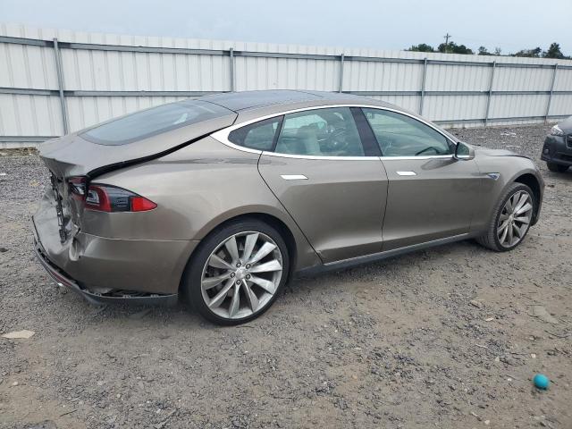2015 TESLA MODEL S 85 5YJSA1H15FF087557
