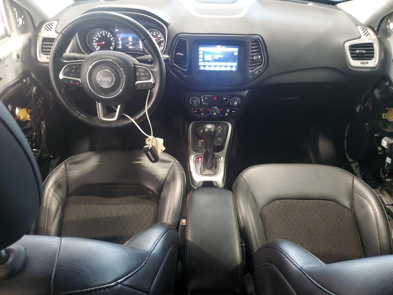 JEEP COMPASS LATITUDE