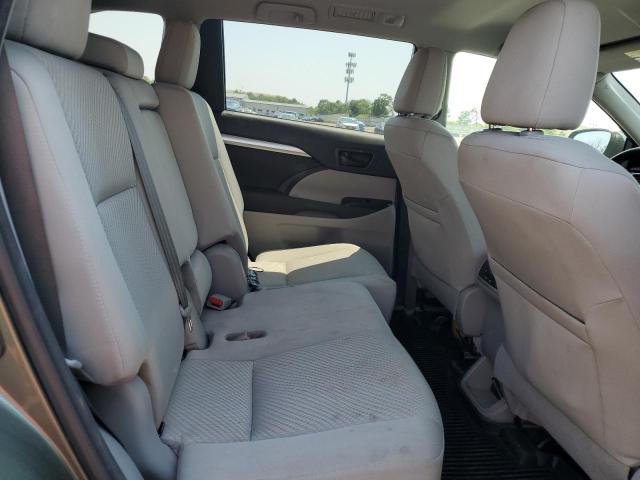 5tdbzrfh7js876692 - 2018 Toyota highlander le - #63097325