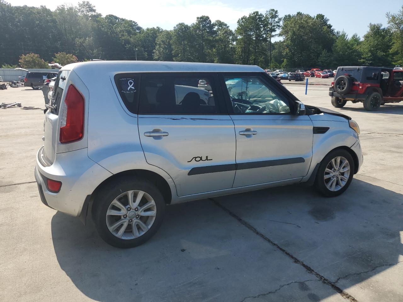 KIA SOUL +