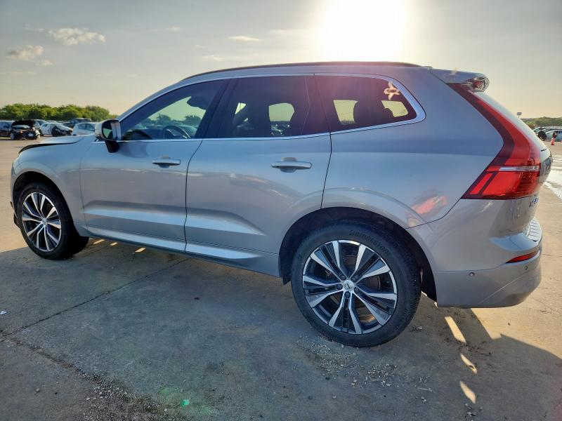 2022 VOLVO XC60 B5 MO YV4L12RK6N1039698