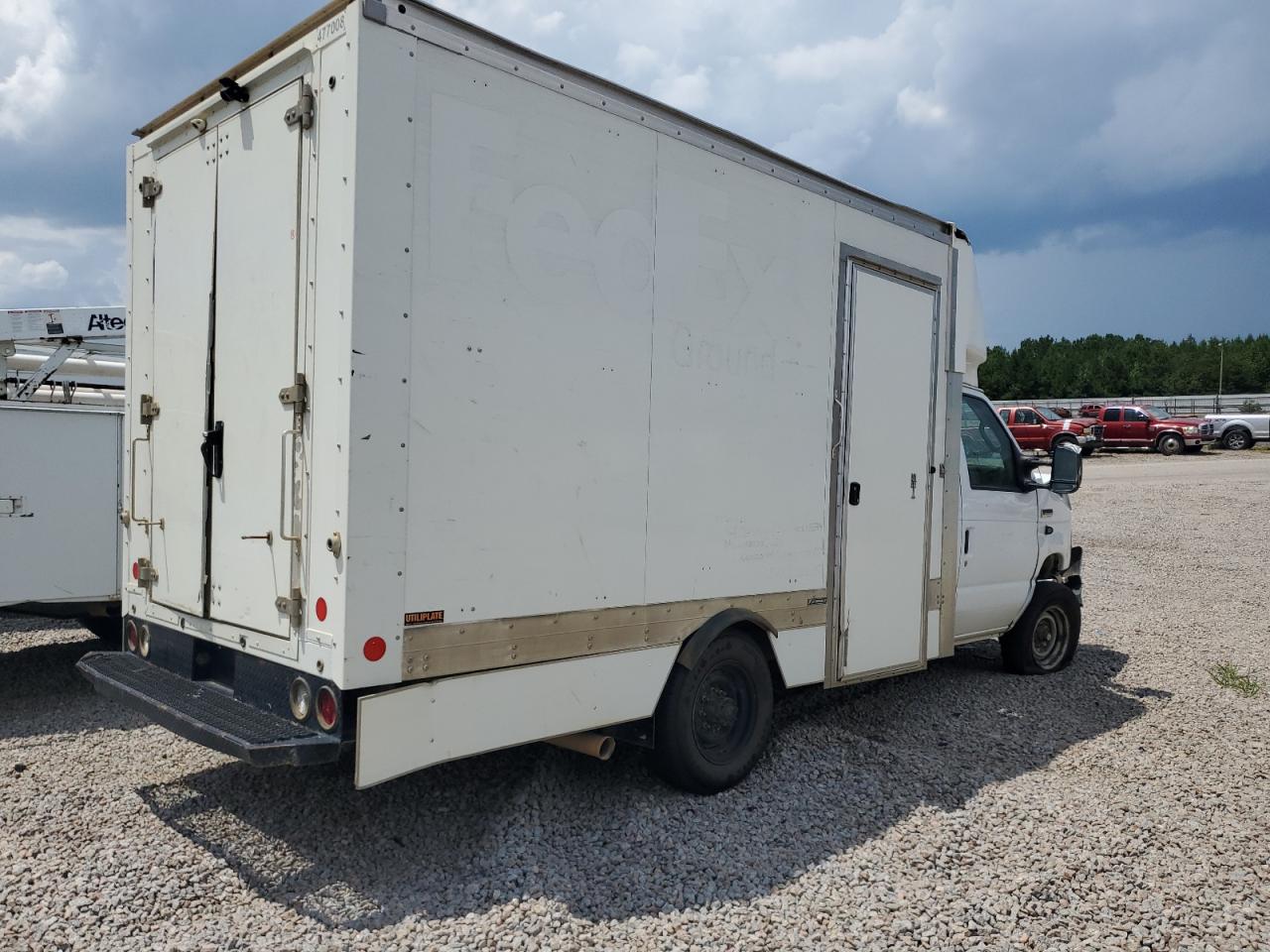 FORD ECONOLINE E350 SUPER DUTY CUTAWAY VAN