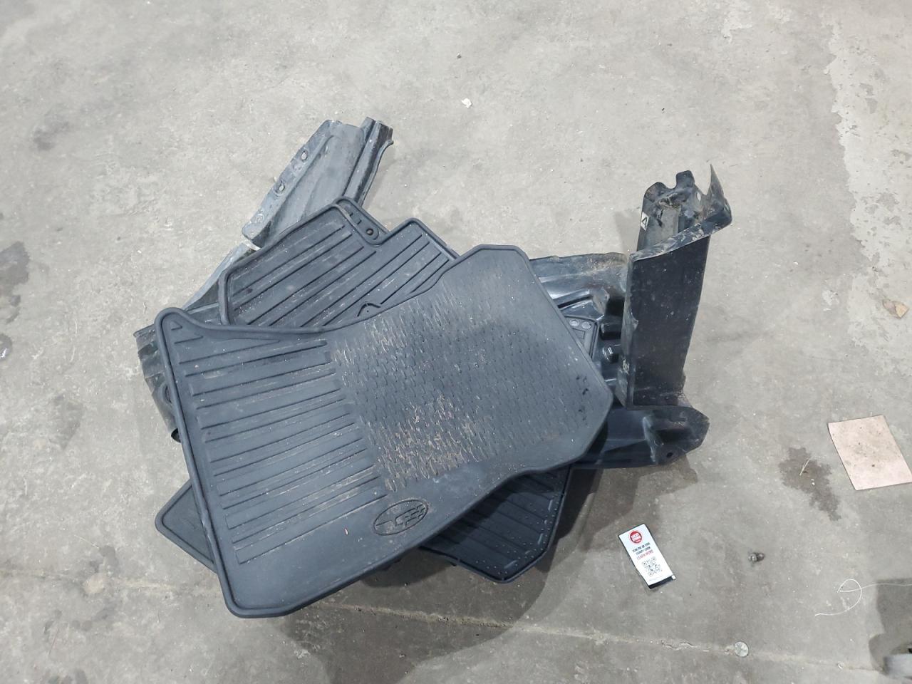 SUBARU CROSSTREK LIMITED