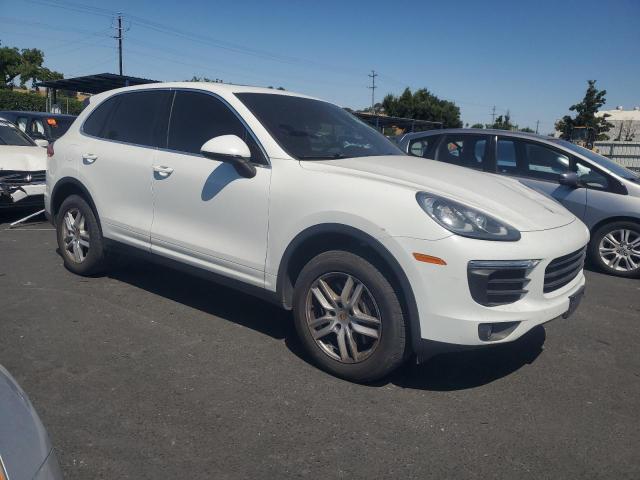 2016 PORSCHE CAYENNE - WP1AA2A24GKA12193