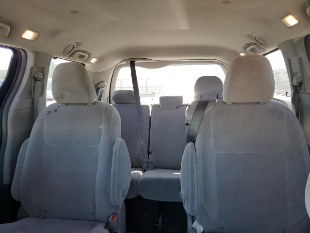 2017 TOYOTA SIENNA LE 5TDKZ3DC0HS815828