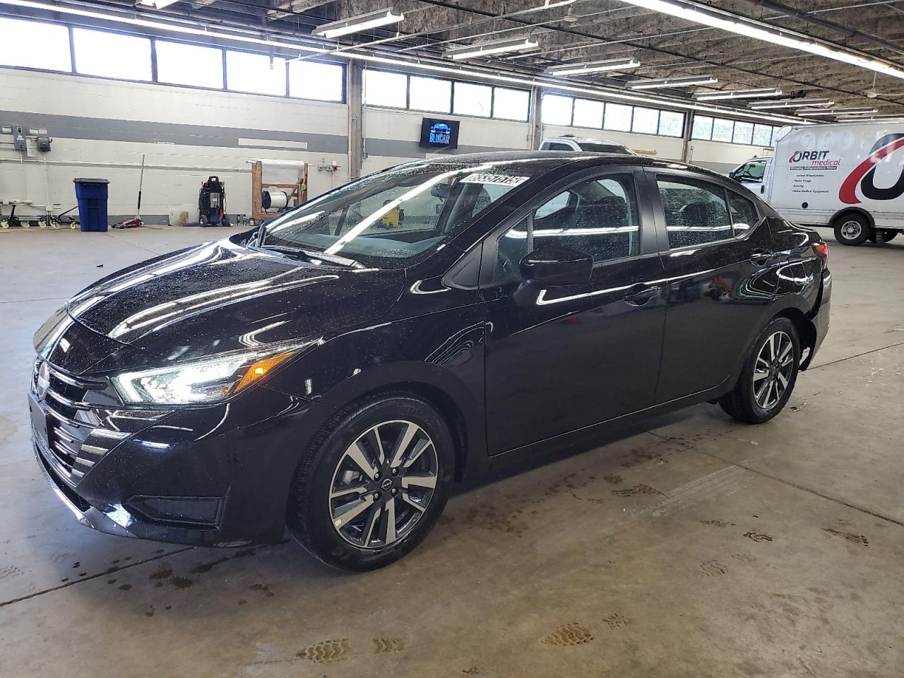 NISSAN VERSA SV