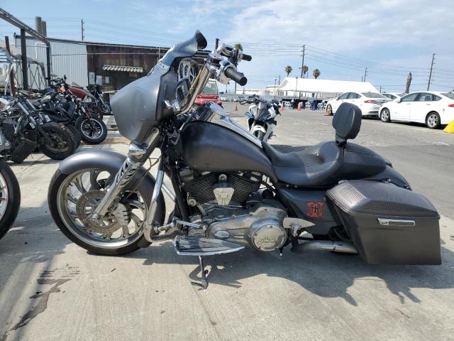 2017 HARLEY-DAVIDSON FLHXS STRE 1HD1KRC16HB636671