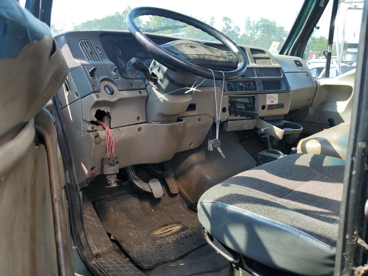 Lot #3231356099 2005 STERLING TRUCK ACTERRA