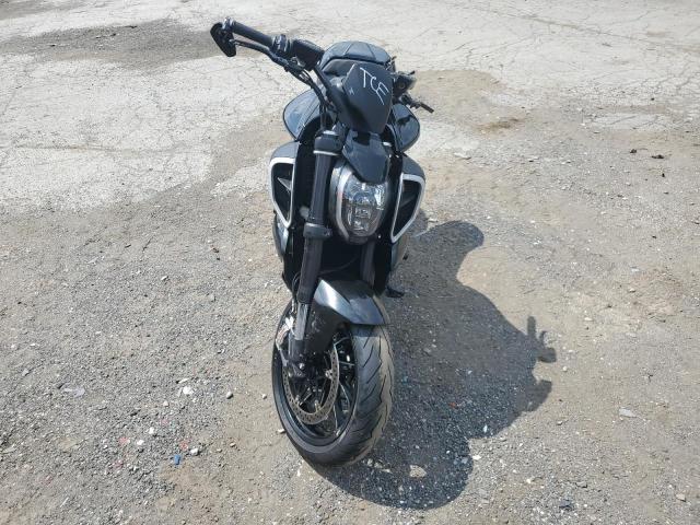 2024 DUCATI DIAVEL V4 ZDMGAR1WXRB003643