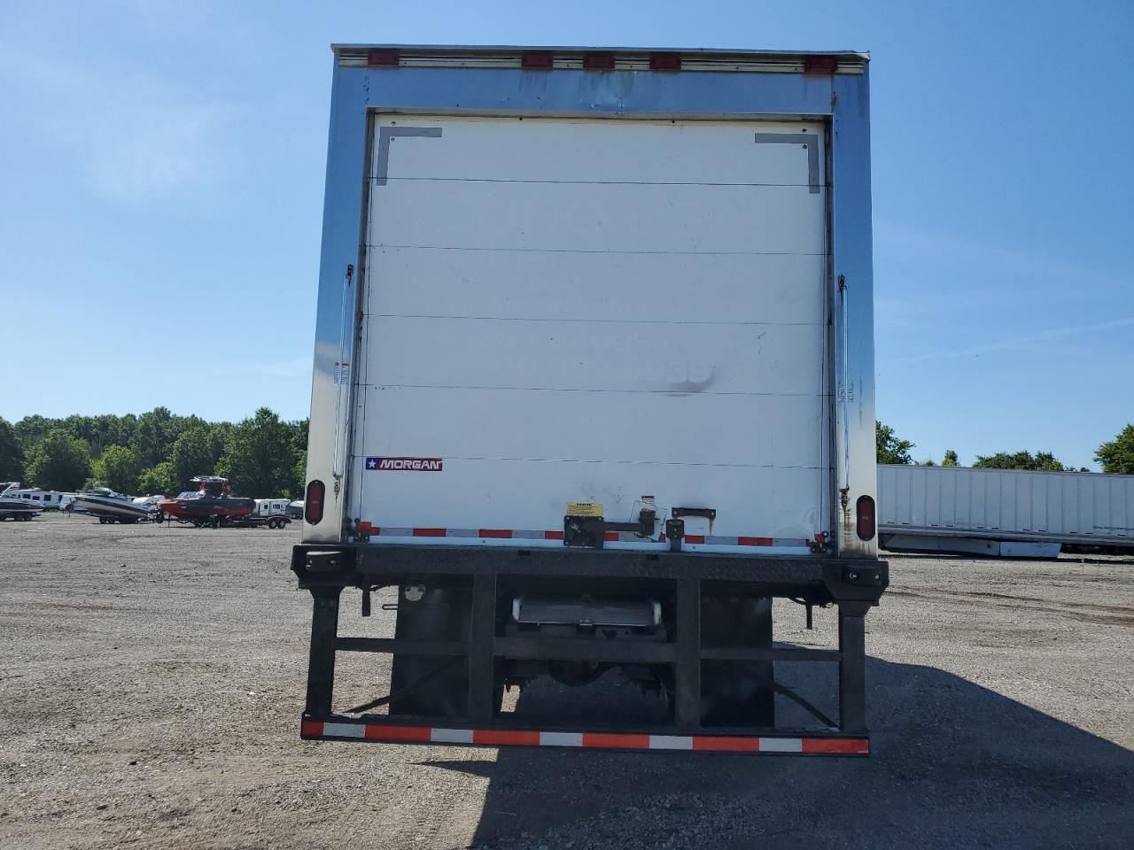 Lot #3227434375 2019 FREIGHTLINER M2 106 MED