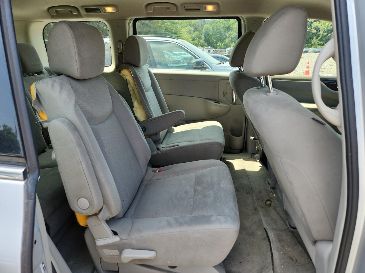 NISSAN QUEST S