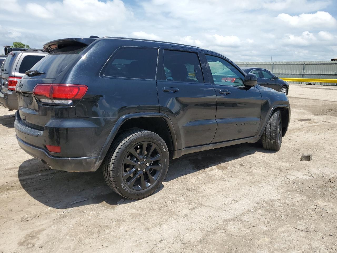 JEEP GRAND CHEROKEE LAREDO