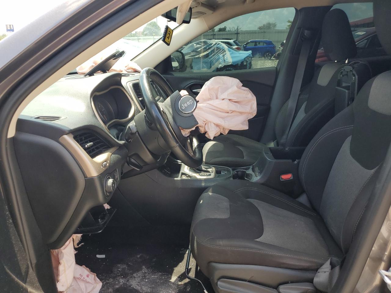 JEEP GRAND CHEROKEE LATITUDE