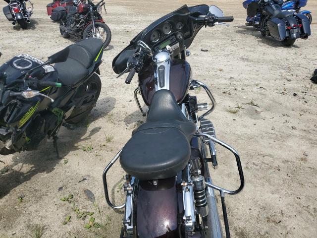 2011 HARLEY-DAVIDSON FLHX 1HD1KBM11BB612033