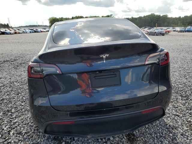 2024 TESLA MODEL Y 7SAYGDEDXRF114106