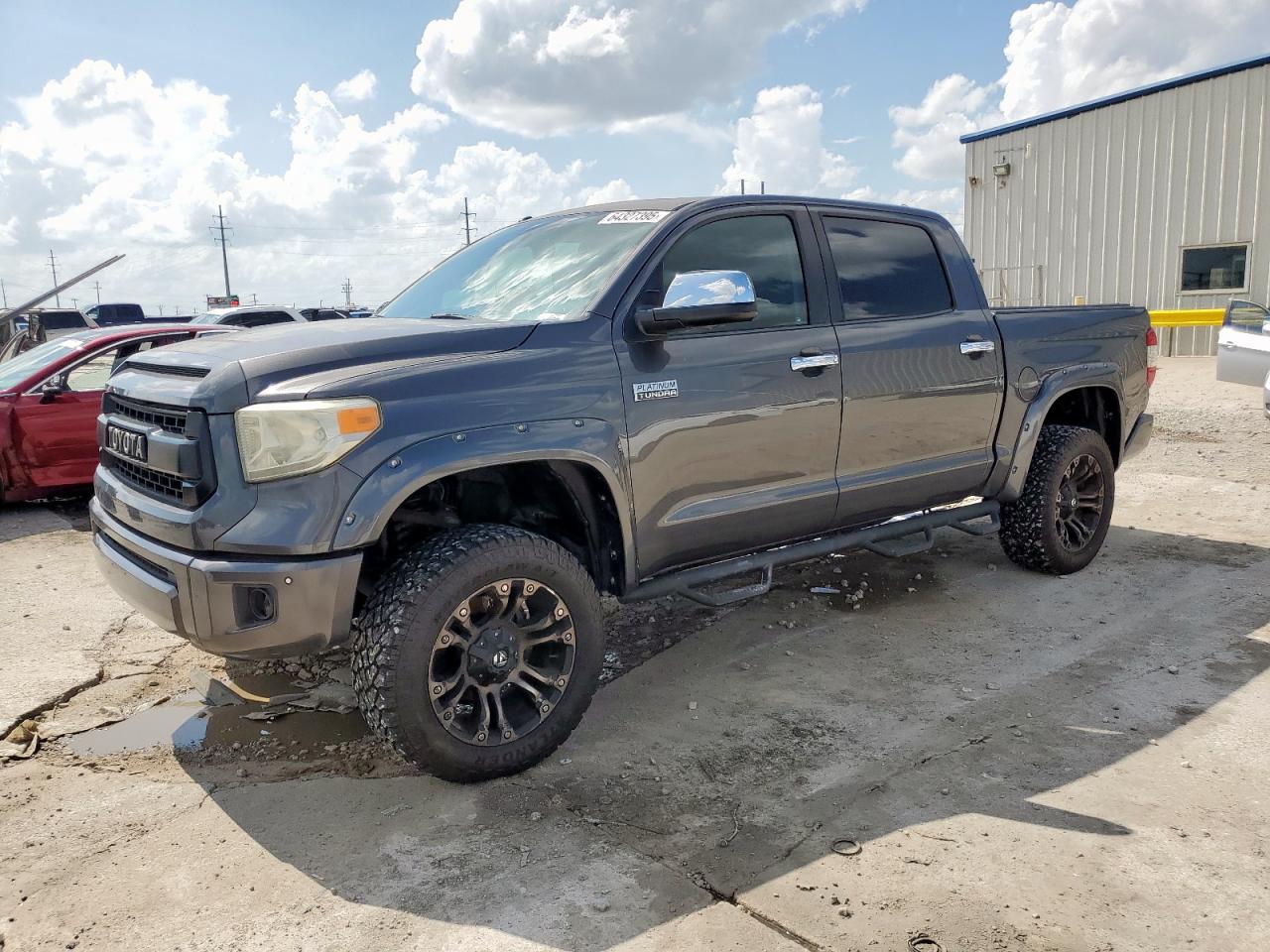 TOYOTA TUNDRA CREWMAX PLATINUM