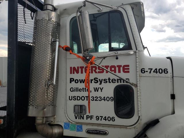 2001 FREIGHTLINER FLD120 #3282473569