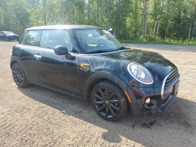 2016 MINI COOPER WMWXP5C58G2D15190