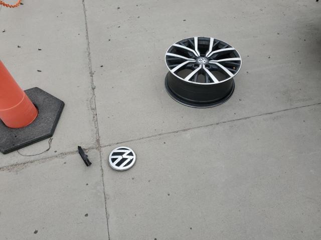 2019 VOLKSWAGEN TIGUAN SE - 3VV2B7AX4KM108338