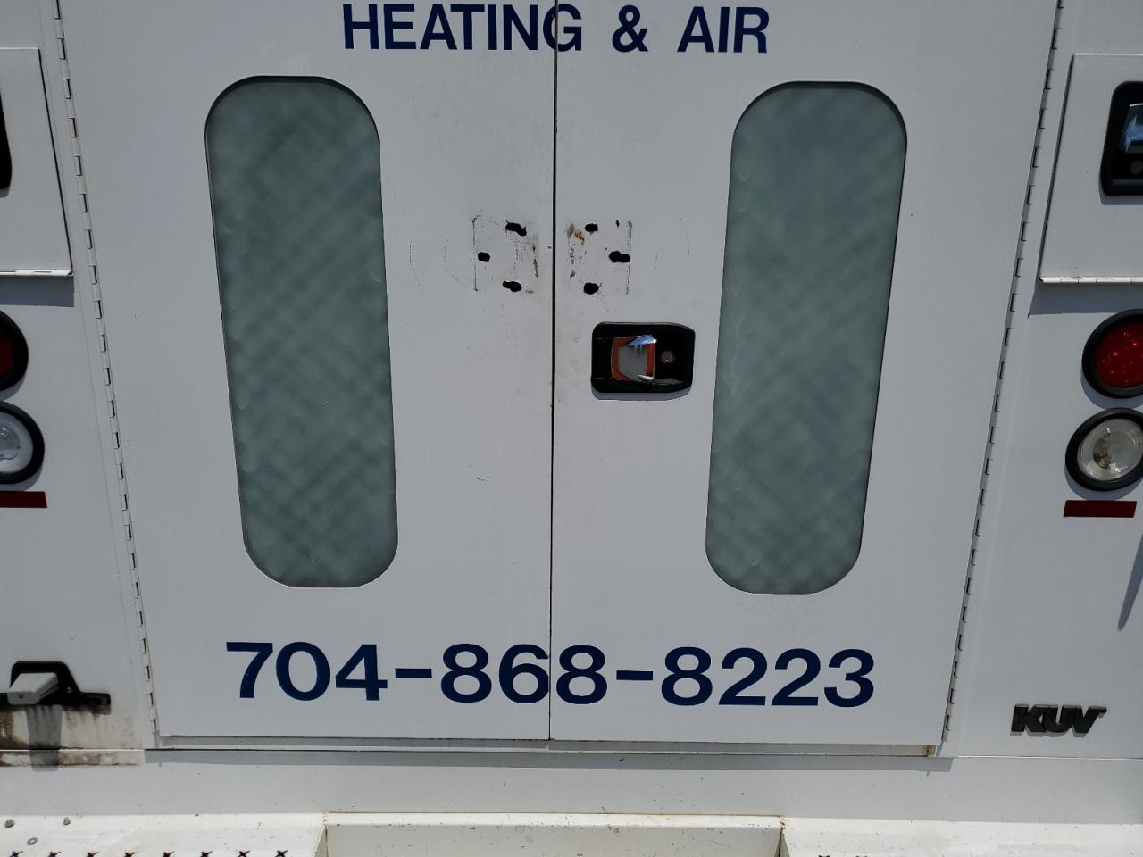 FORD ECONOLINE E350 SUPER DUTY CUTAWAY VAN