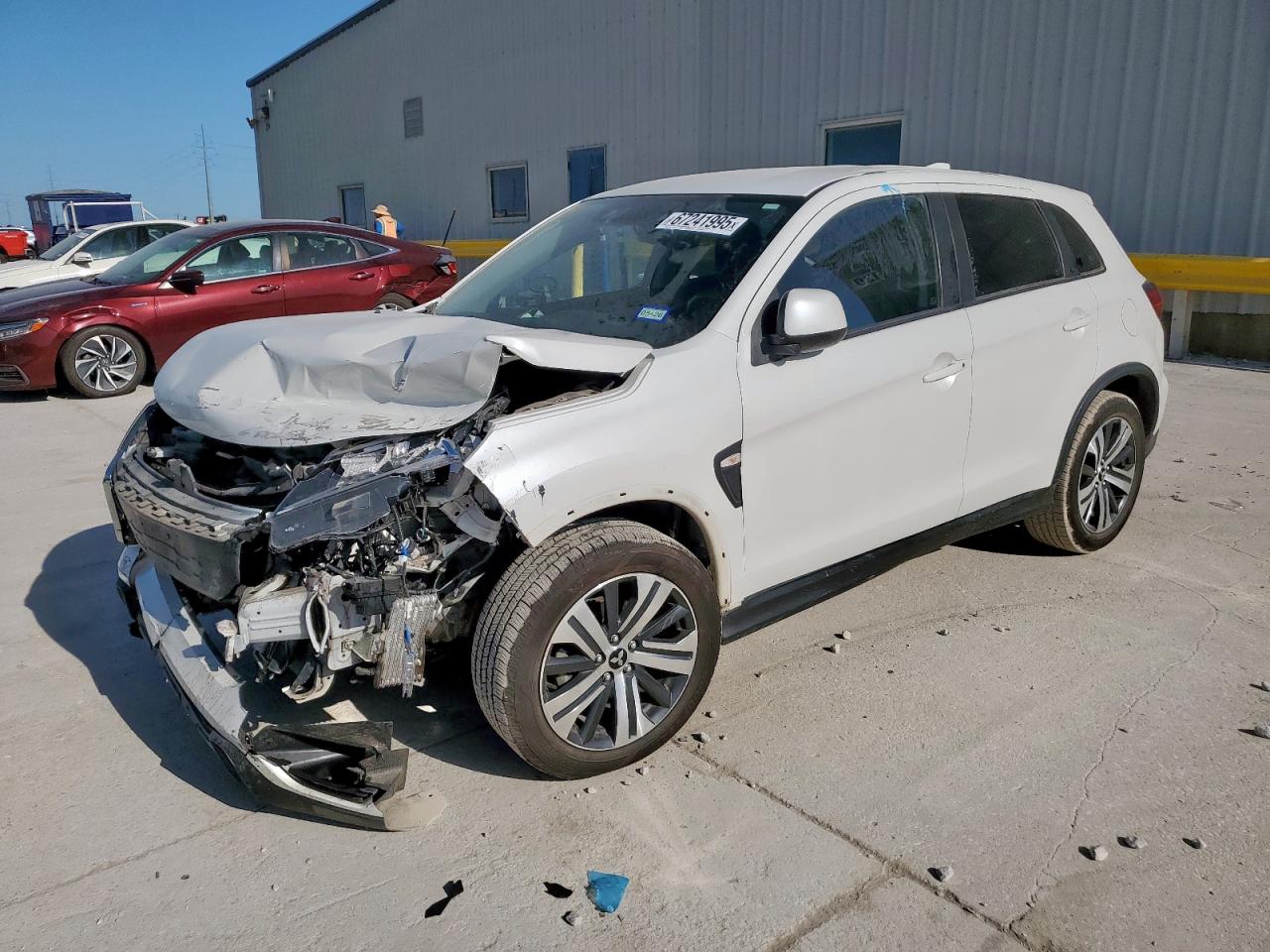 MITSUBISHI OUTLANDER ES