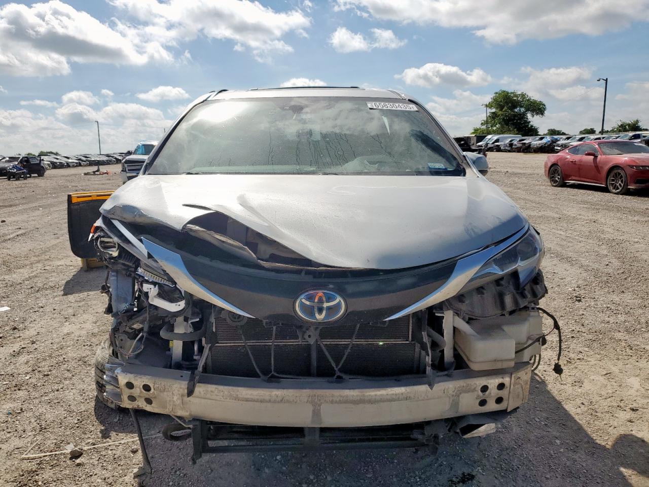 TOYOTA SIENNA LIMITED