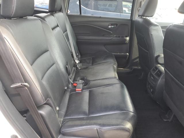 2017 HONDA PILOT TOUR 5FNYF6H97HB004759
