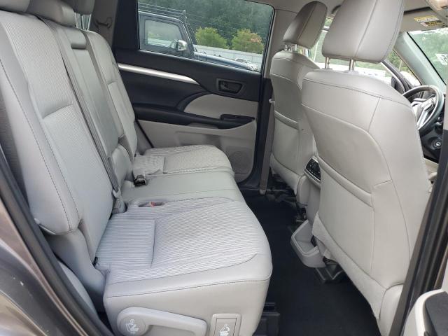 2019 TOYOTA HIGHLANDER LE 5TDZZRFH2KS364161