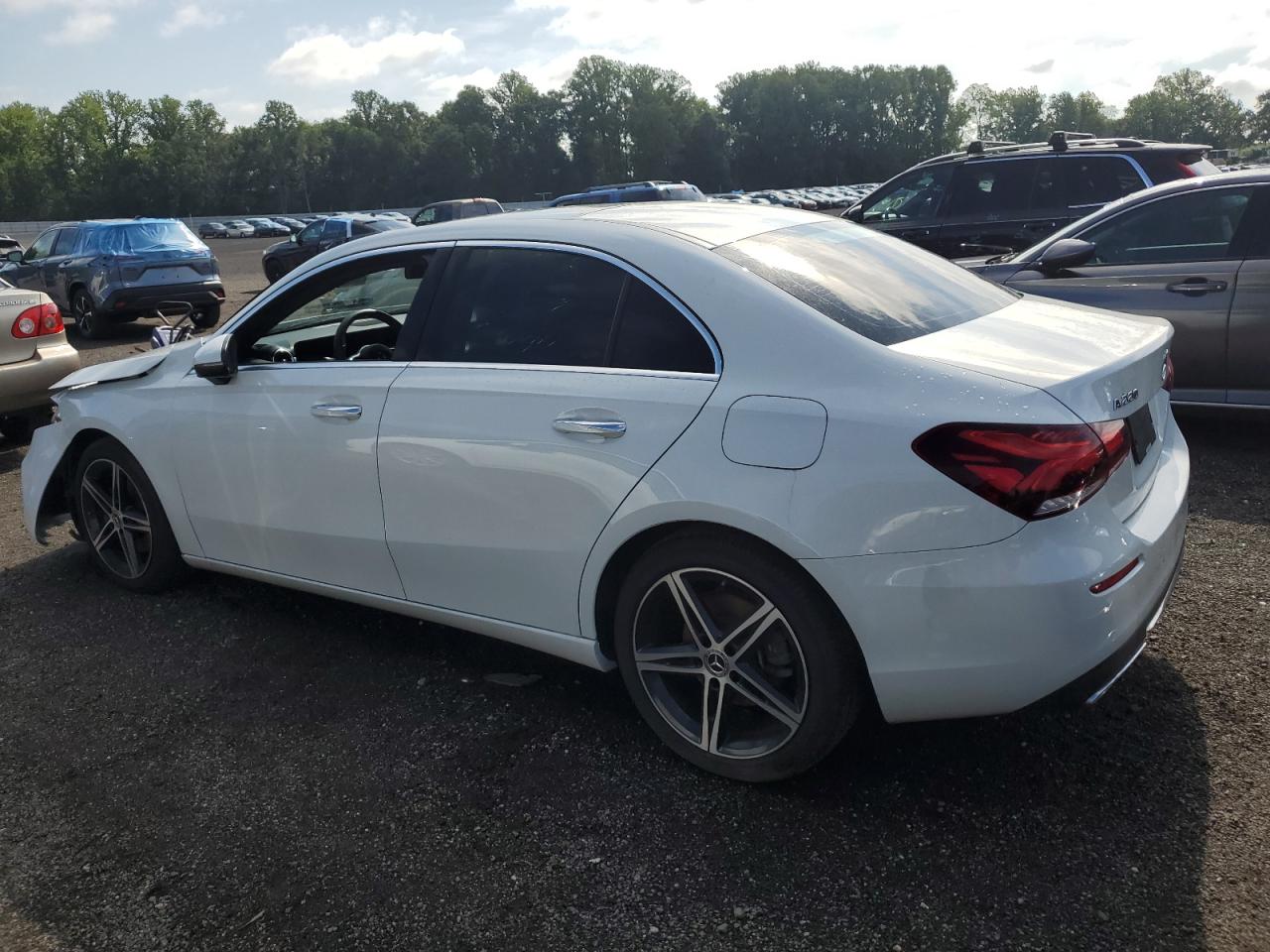 MERCEDES-BENZ A-CLASS 220 4MATIC