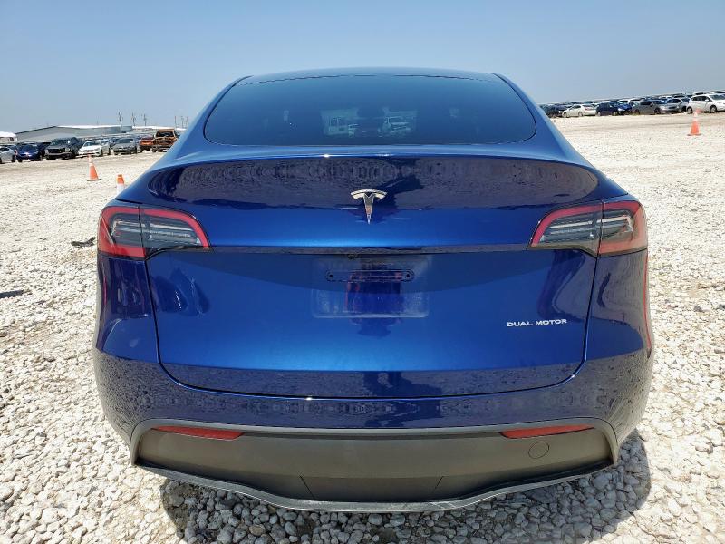2024 TESLA MODEL Y 7SAYGDEEXRA279773
