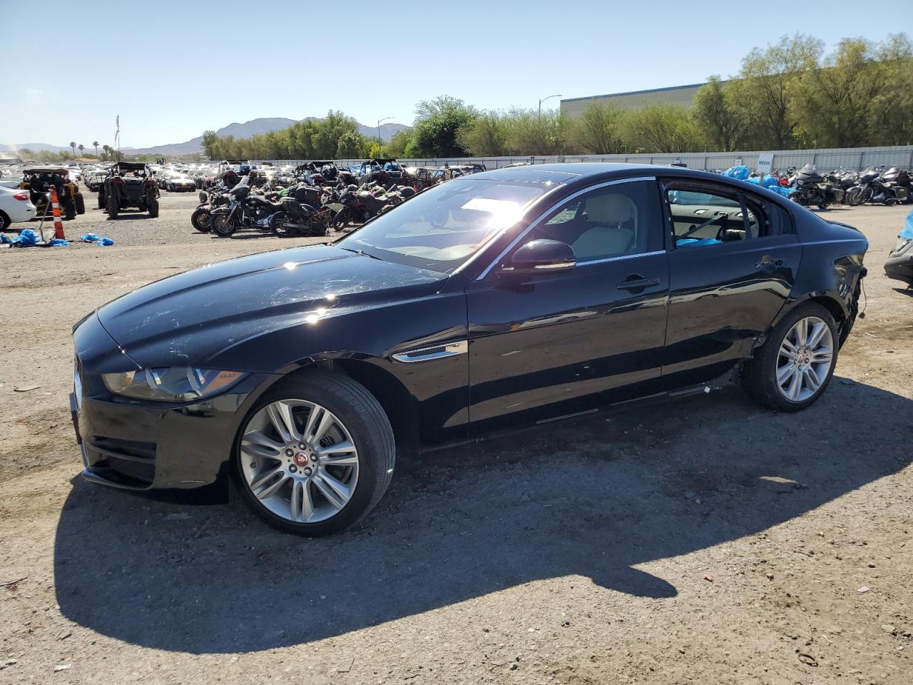 JAGUAR XE PREMIUM