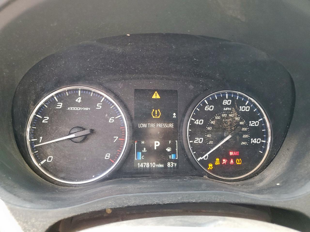 MITSUBISHI OUTLANDER SE