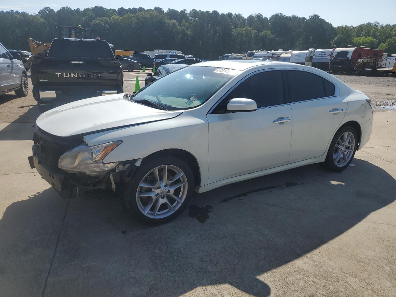 NISSAN MAXIMA S