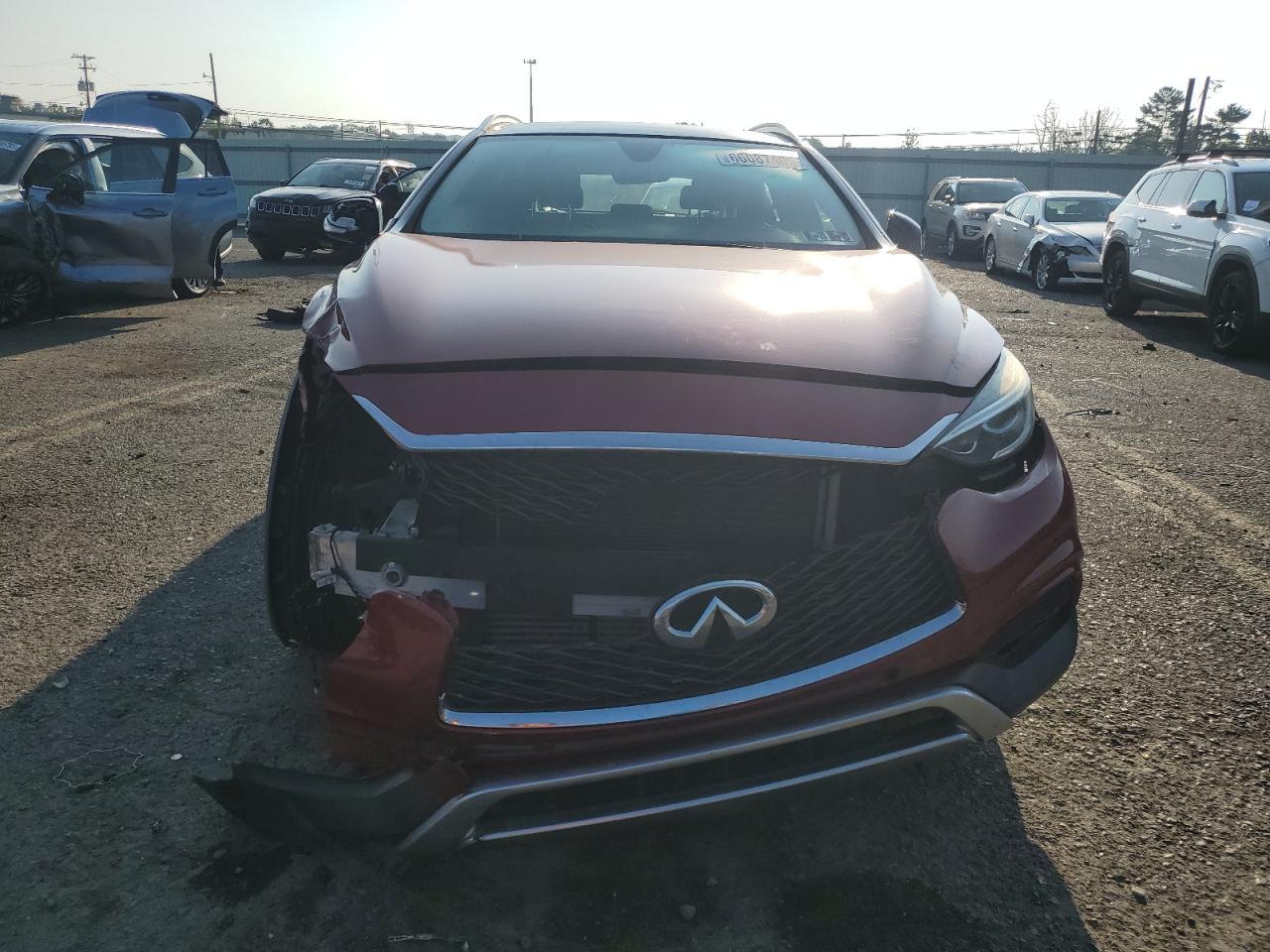 INFINITI QX30 BASE