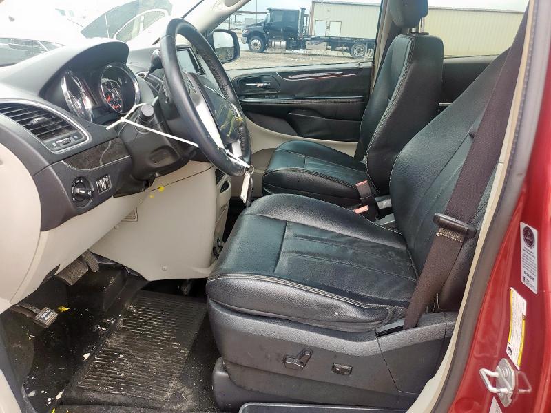 2015 CHRYSLER TOWN & COU 2C4RC1BG7FR510343