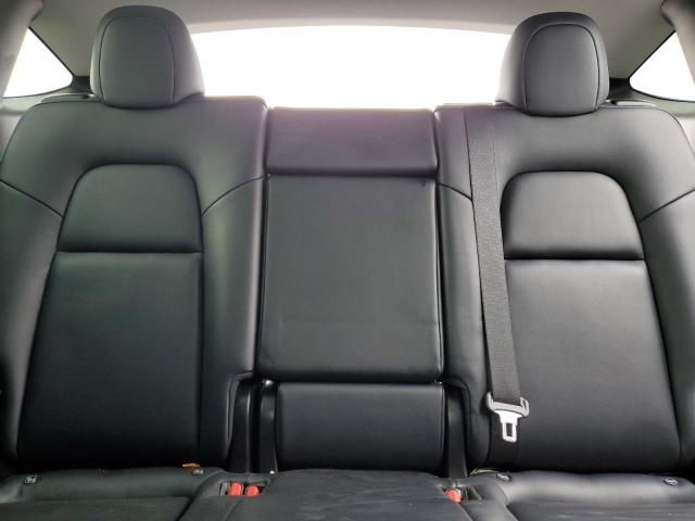 2021 TESLA MODEL Y 5YJYGDEE6MF077098
