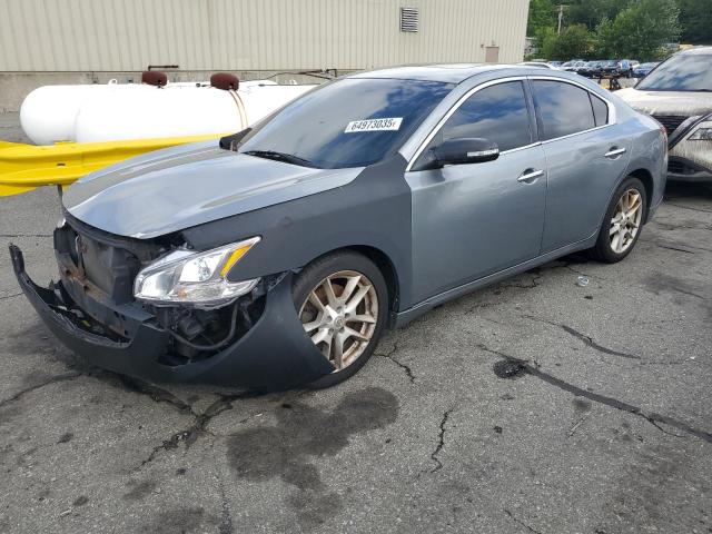 NISSAN MAXIMA S