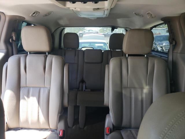 2016 CHRYSLER TOWN & COU - 2C4RC1CG4GR260897