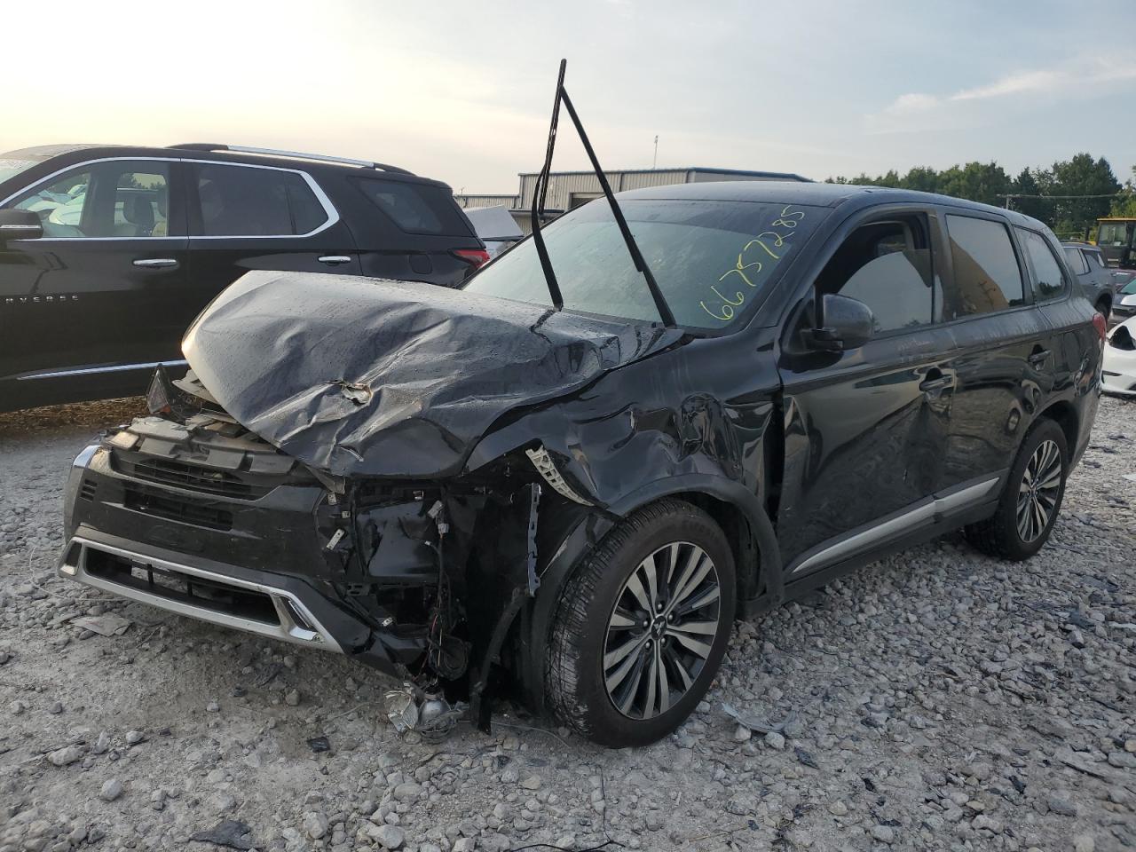 MITSUBISHI OUTLANDER ES