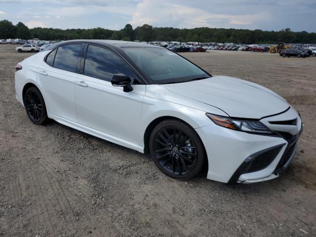 2022 TOYOTA CAMRY XSE 4T1K61BK7NU058131