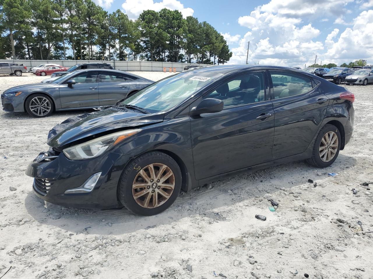 HYUNDAI ELANTRA SE